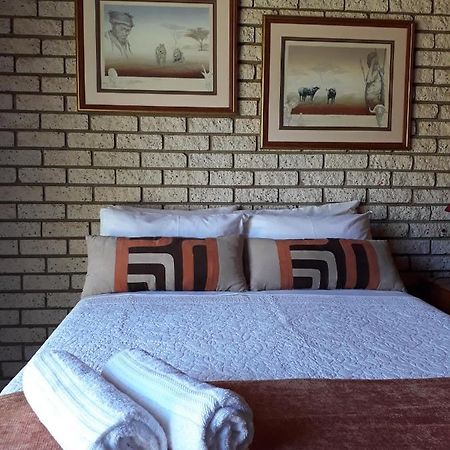Die Plasie On-Suite Rooms هارتبيسبورت المظهر الخارجي الصورة